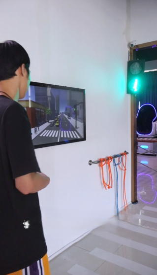 红绿灯模拟出行软件 红绿灯出行模拟体验系统